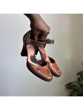 Vintage-Inspired Kenzie boho Leather Mary Jane Heels - 8